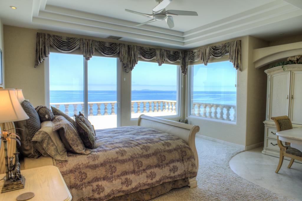 Junior Suite,141098859:JPEG